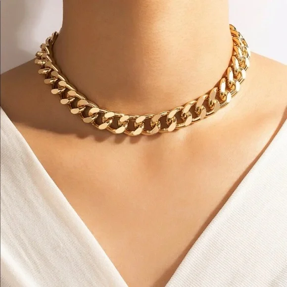 3/$30 Gold Chain Necklace - Picture 1 of 2
